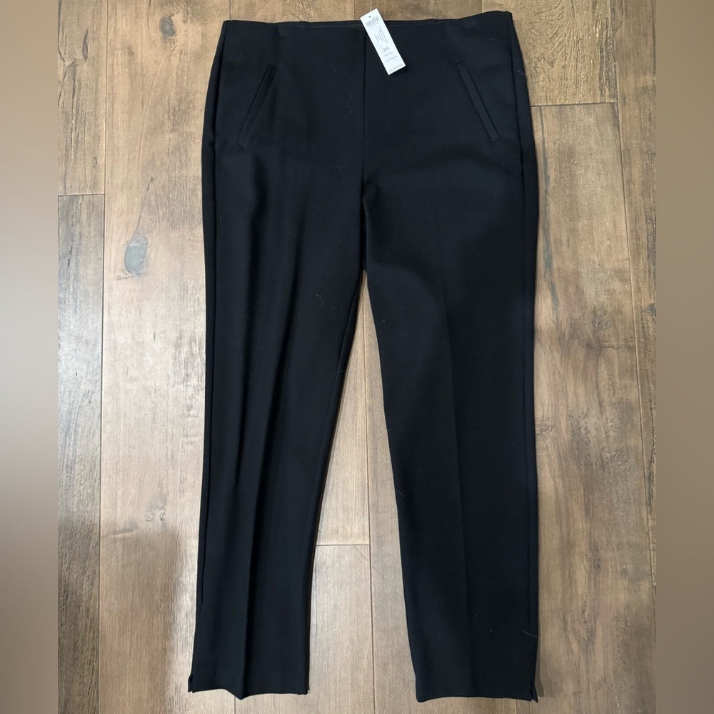 SOLD! Chicos NWT black Juliet pants
